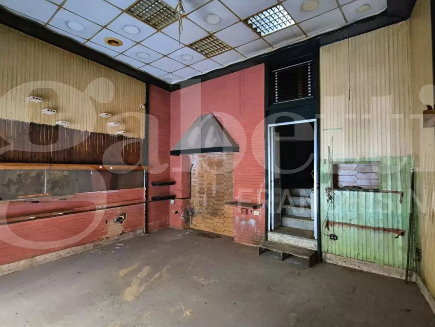 Immagine 4 di Negozio in affitto  in Corso Vittorio Emanuele III, 252 a Torre Annunziata