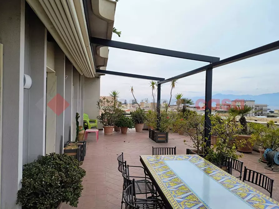 Immagine 30 di Appartamento in vendita  in Corso Garibaldi, sopra upim, 401 a Reggio Di Calabria