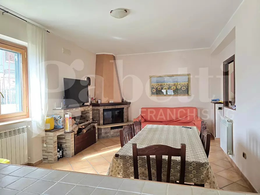 Immagine 8 di Appartamento in vendita  in Via Vincenzo Marino, 3 a Pentone