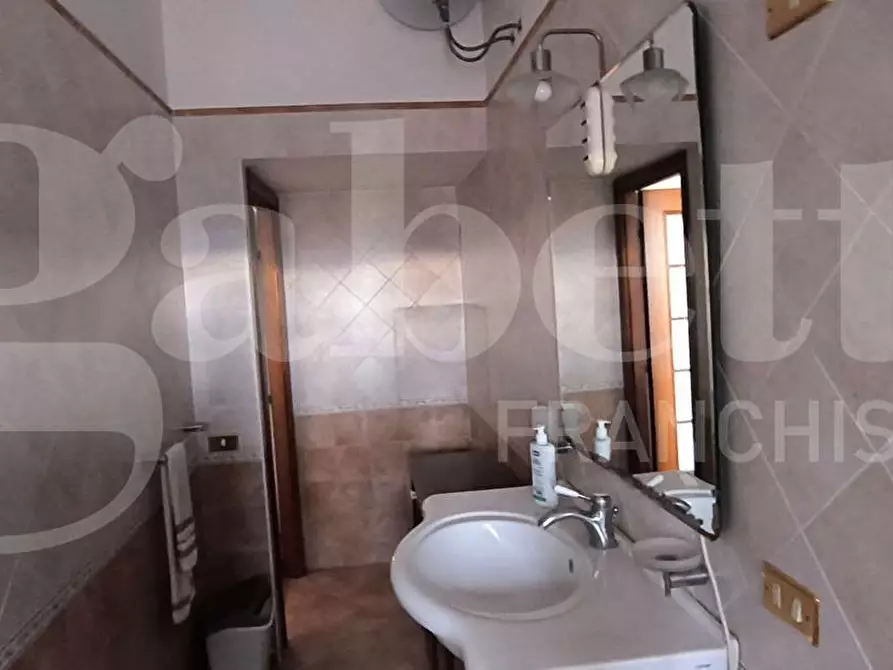 Immagine 19 di Appartamento in vendita  in Via stadera a Napoli