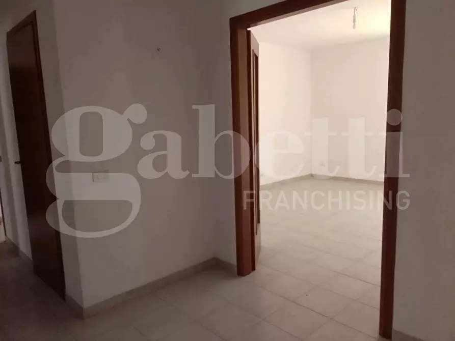 Immagine 12 di Appartamento in vendita  in Piazza G.B.TEDESCO, 14 a Taranto