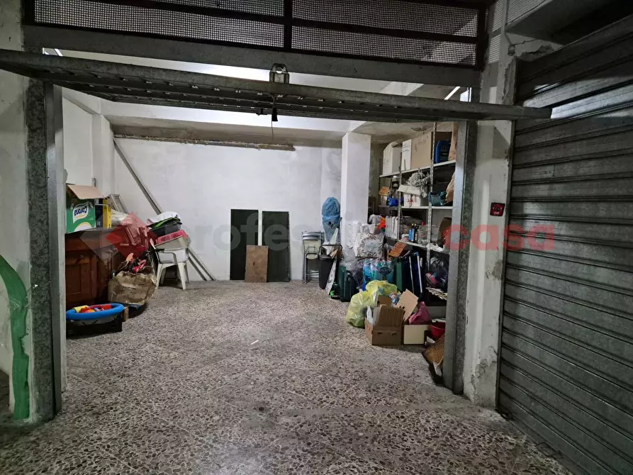 Immagine 1 di Box auto in vendita  in Viale FRANCIA, 49 a Brindisi