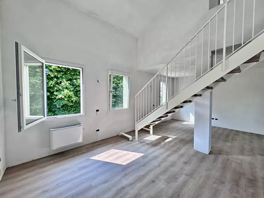 Immagine 2 di Multiproprietà in vendita  in Via Roma, 1 a Castegnero