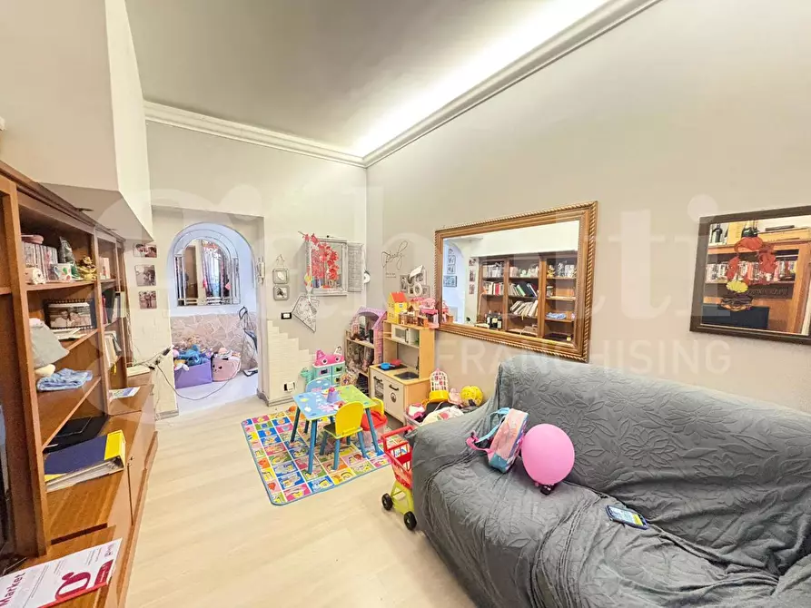 Immagine 4 di Appartamento in vendita  in Via del Trullo, 477 a Roma