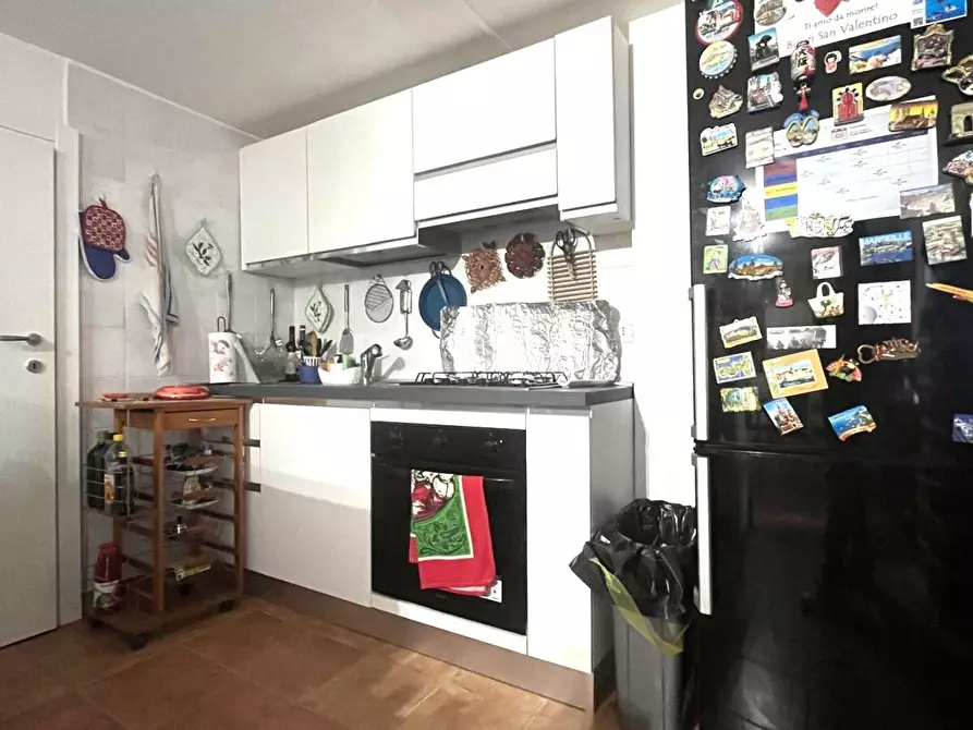 Immagine 6 di Appartamento in vendita  in Via del Risaro, 110/a a Roma