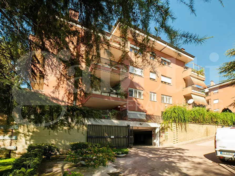 Immagine 2 di Ufficio in vendita  in Via Michelangelo Peroglio, 27 a Roma