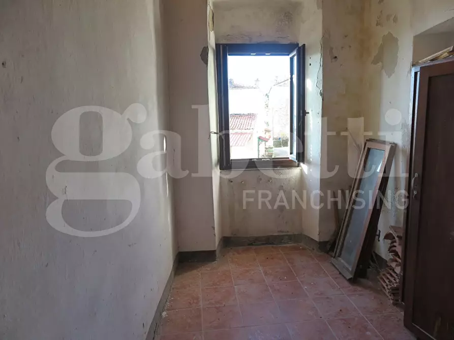 Immagine 6 di Appartamento in vendita  in Via I maggio, 4 a Follo