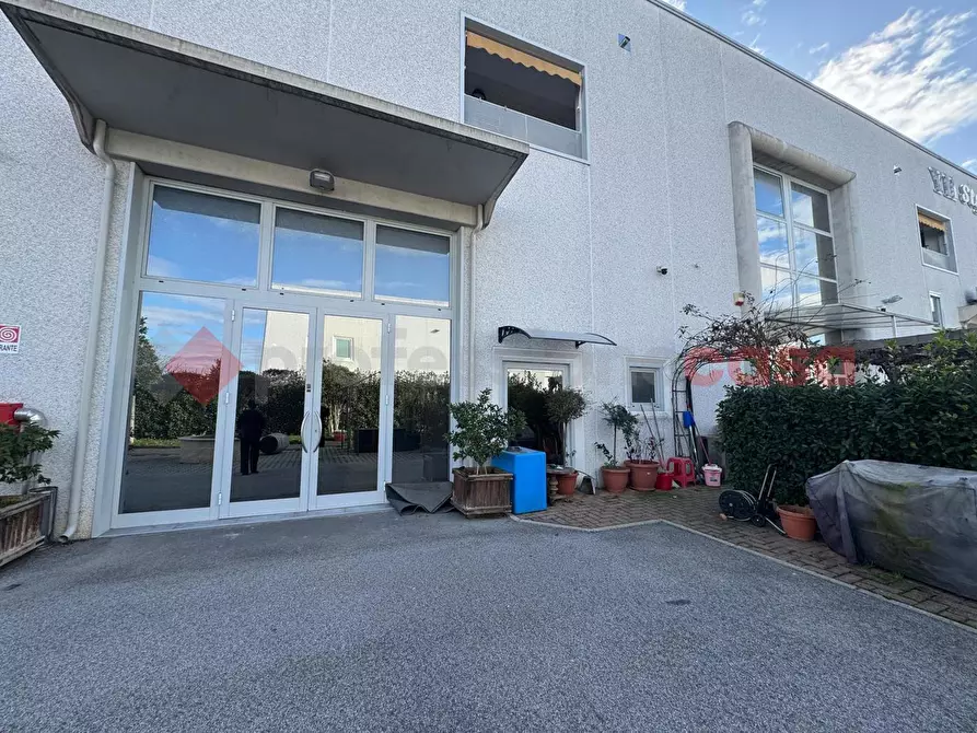 Immagine 17 di Capannone industriale in affitto  in Via LEGNAIOLI, 94/3 92/1 a Prato