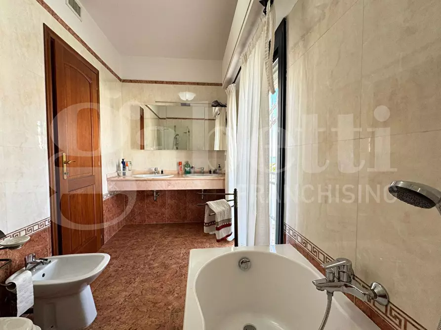 Immagine 28 di Appartamento in vendita  in Via dei cavalli marini, 108 a Ardea