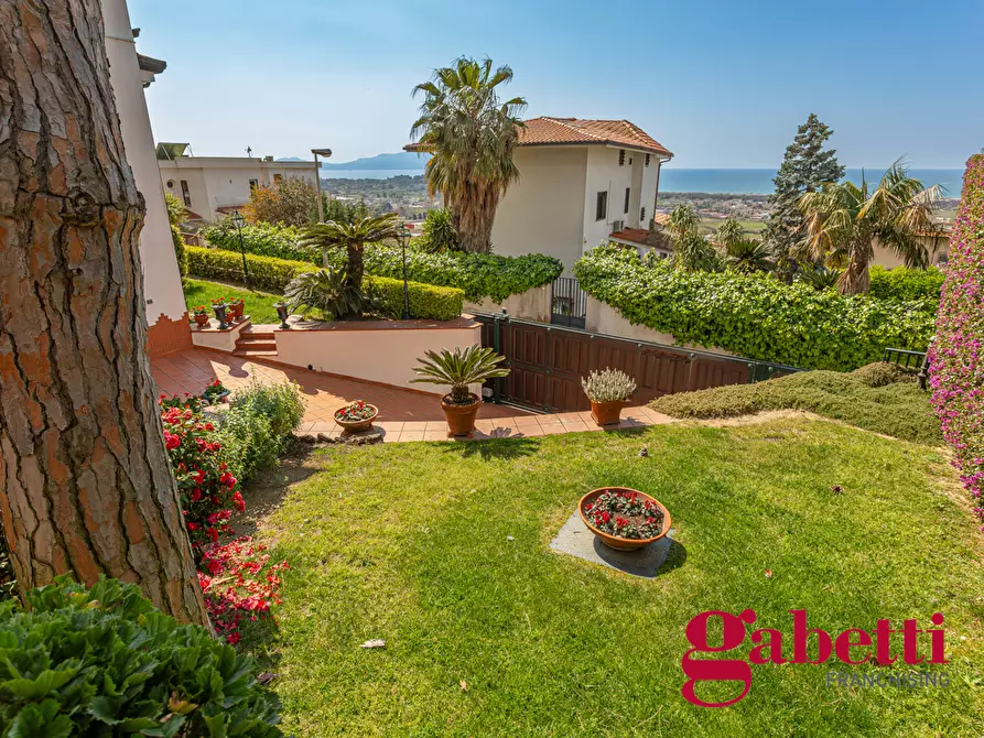 Immagine 41 di Villa in vendita  in Via Montenuovo Licola Patria, 138 a Pozzuoli