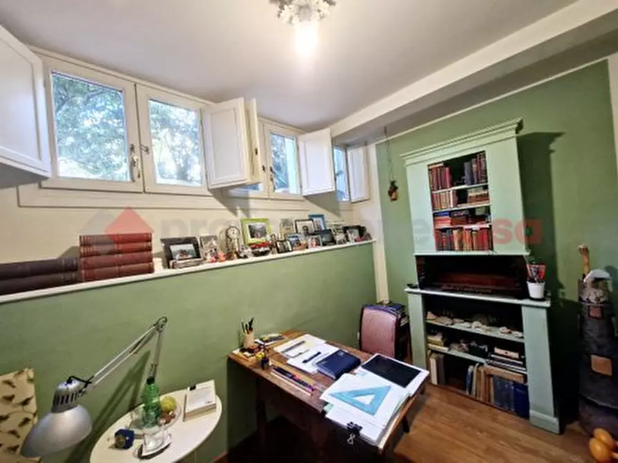 Immagine 42 di Appartamento in vendita  in Via MAMELI, 14 a Firenze