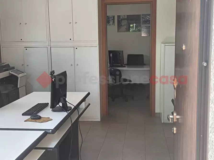 Immagine 10 di Palazzo in vendita  in Via emilia, snc a Legnano