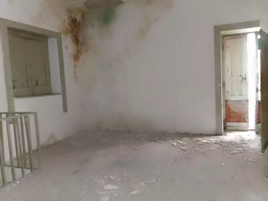 Immagine 19 di Appartamento in vendita  in Via Vittorio Emanuele, Snc a Mondragone