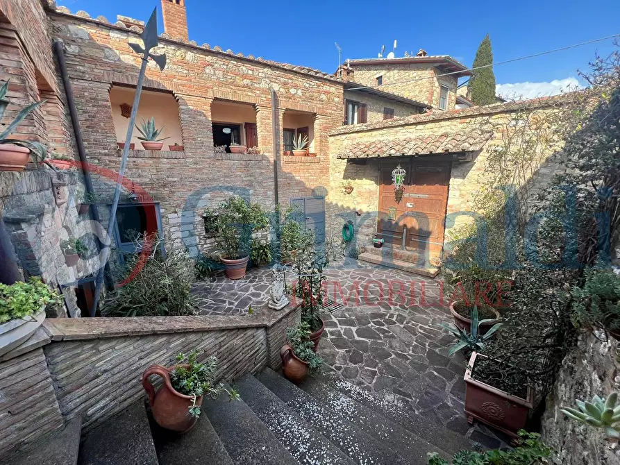 Immagine 38 di Villa in vendita  in Via Giuseppe Garibaldi a Corciano