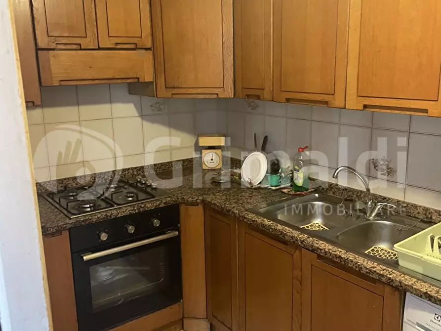 Immagine 11 di Appartamento in vendita  in Via del pallone a Livorno