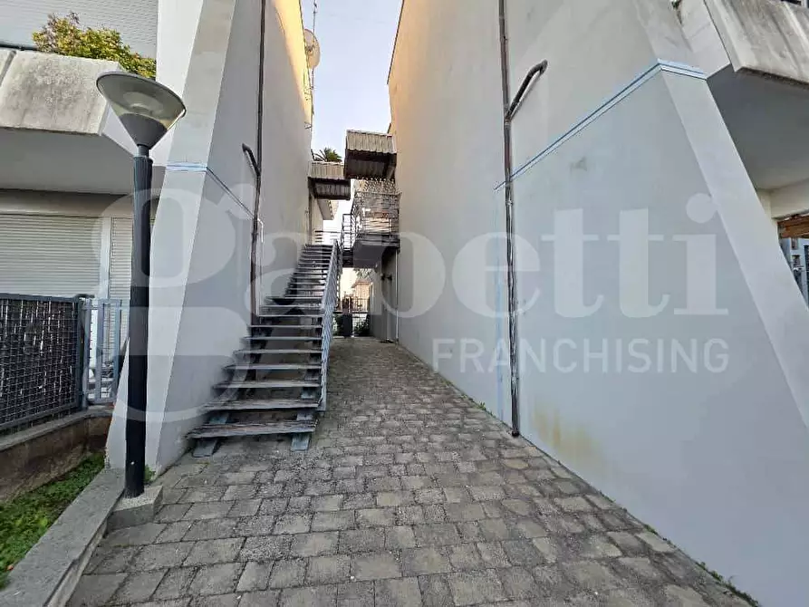Immagine 5 di Appartamento in vendita  in Via Ardara, 32 a Roma
