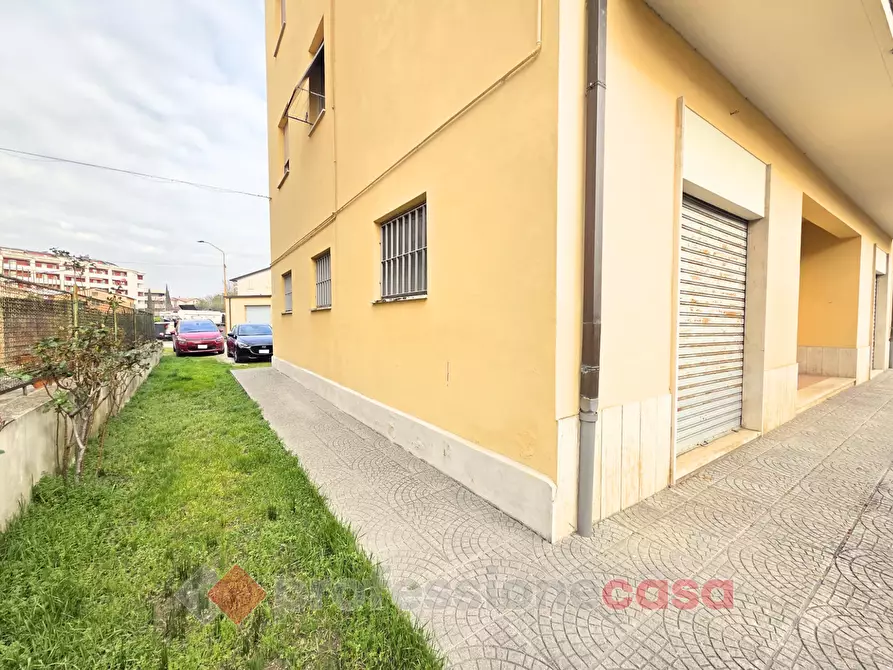 Immagine 20 di Appartamento in vendita  in Via Della Repubblica a Bastia Umbra