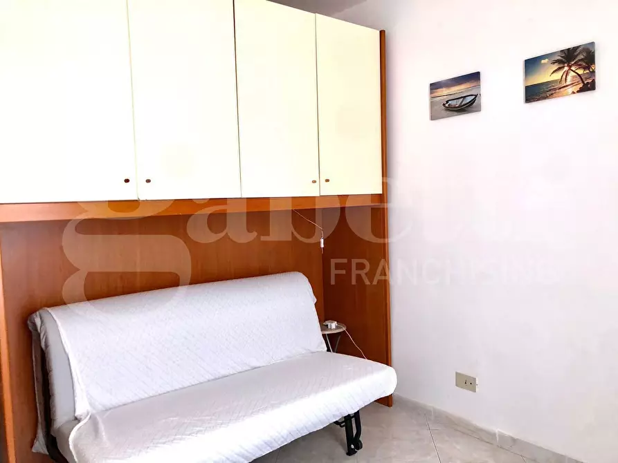 Immagine 22 di Palazzo in vendita  in Via Indipendenza, 352 a Gaeta