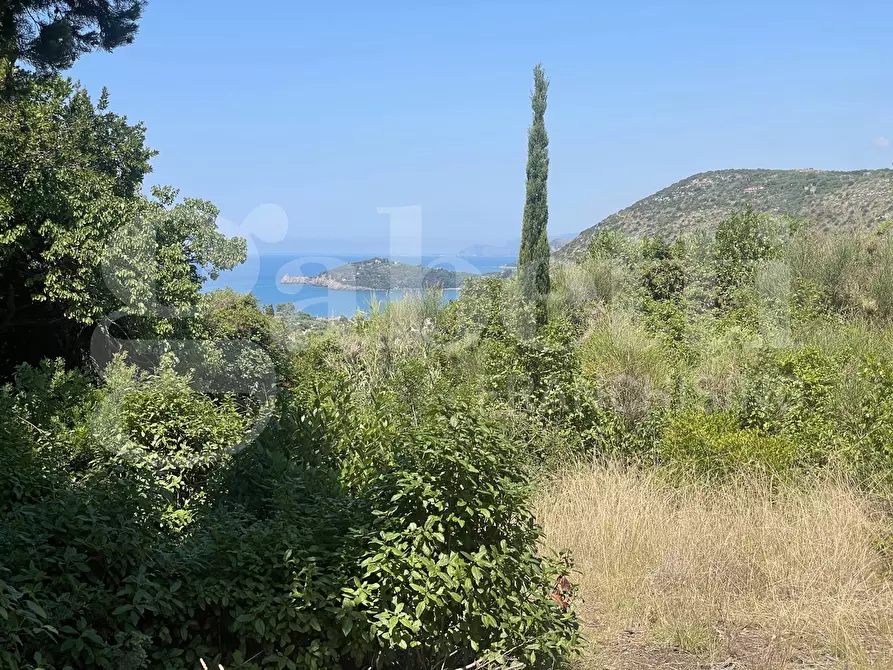 Immagine 3 di Palazzo in vendita  in Via dei Mandorli, snc a Gaeta