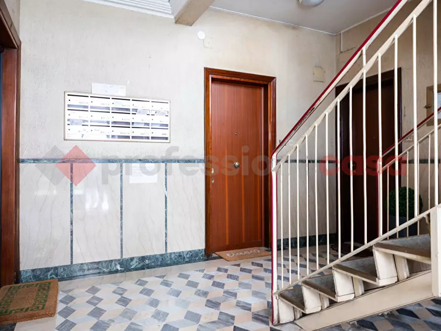 Immagine 5 di Appartamento in vendita  in Via Riofreddo a Roma