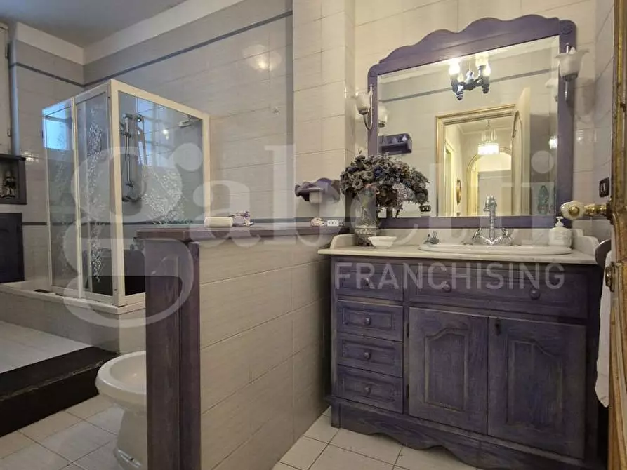 Immagine 50 di Casa indipendente in vendita  in Via Luigi Iacono, 7 a Torre Annunziata