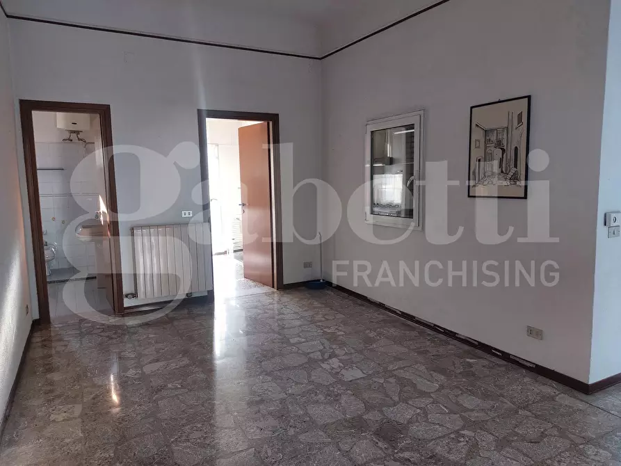 Immagine 4 di Appartamento in vendita  in Via CAVALLOTTI, 52 a Taranto