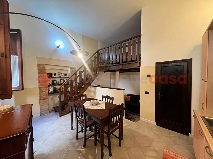 Immagine 4 di Appartamento in vendita  in Via Sant'AlÃ² a Spoleto