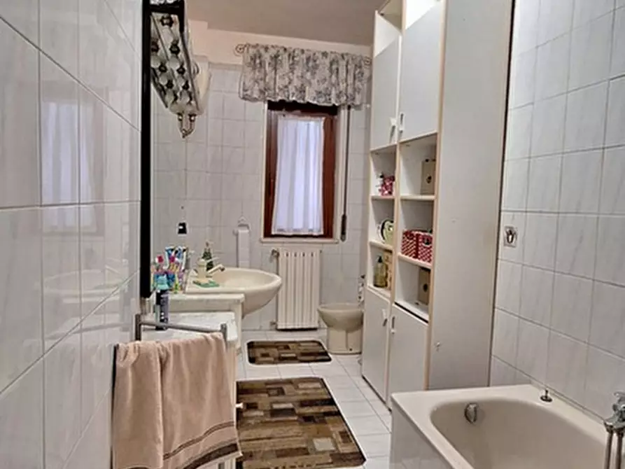 Immagine 21 di Appartamento in vendita  in Via Napoli a Casalnuovo Di Napoli