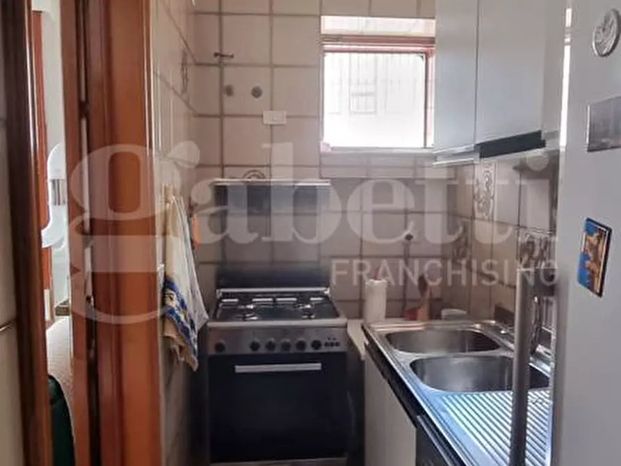 Immagine 12 di Appartamento in vendita  in Via R. SCHUMAN a Bari