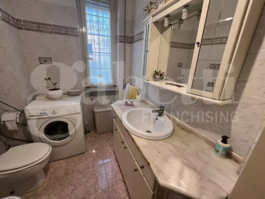 Immagine 34 di Appartamento in vendita  in Via Rosasco, 42 a Roma