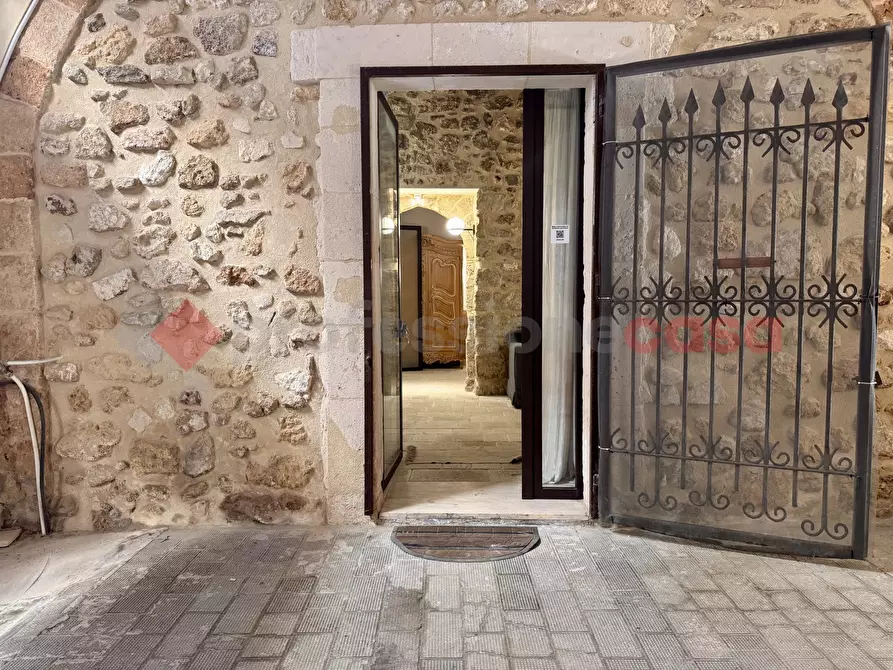 Immagine 15 di Appartamento in vendita  in Via castello maniace, 56 a Siracusa