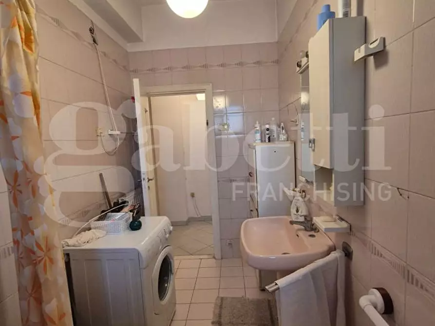 Immagine 28 di Appartamento in vendita  in Via Parini, 97 a Torre Annunziata