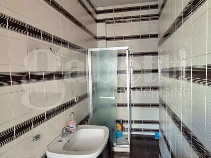 Immagine 33 di Appartamento in vendita  in Via Gino Alfani, 28 a Torre Annunziata