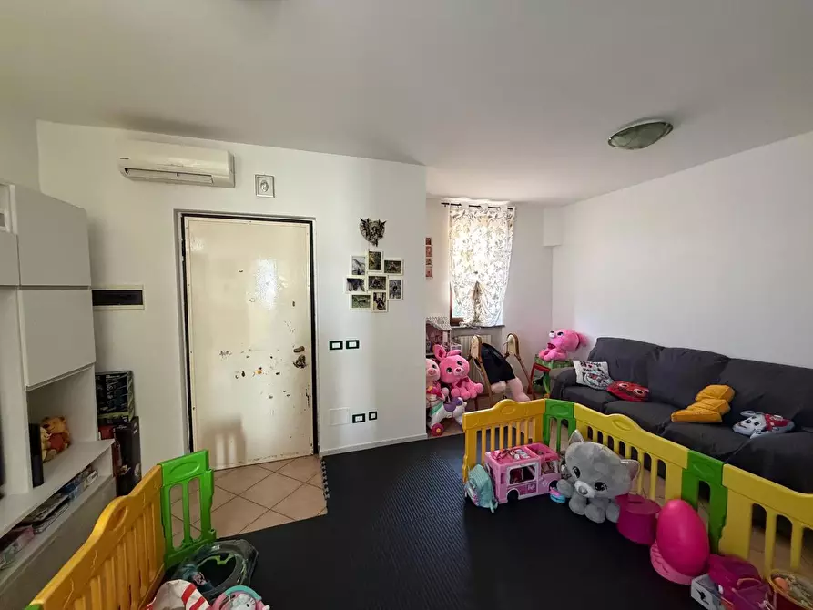 Immagine 9 di Villetta a schiera in vendita  in Via MARTIRI DELLA RESISTENZA, 32 a Casalpusterlengo