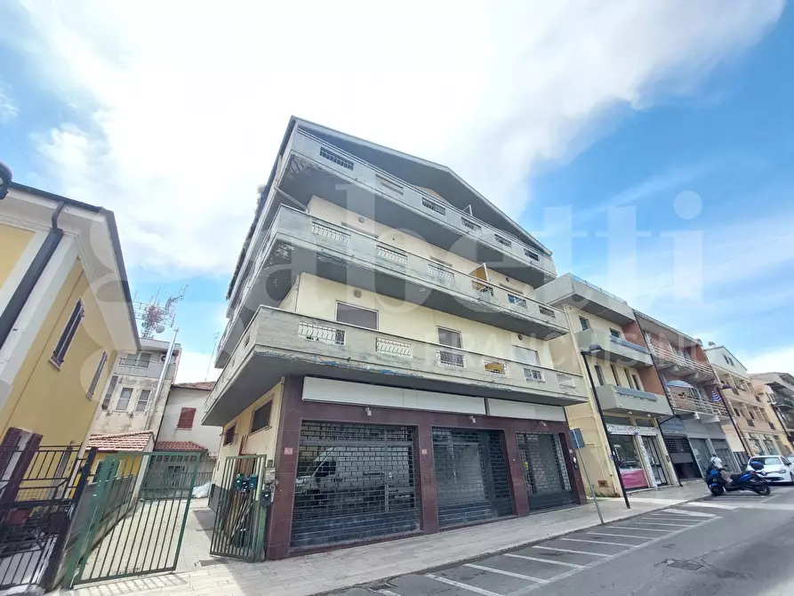 Immagine 1 di Appartamento in vendita  in Viale della Vittoria, 58 a Alba Adriatica