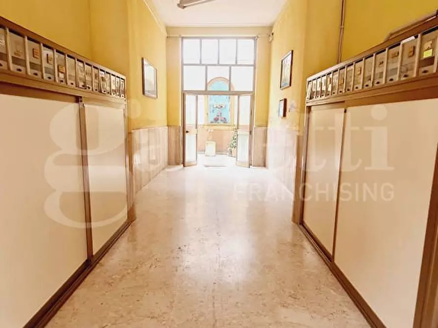 Immagine 6 di Appartamento in vendita  in Via Francesco Paolo Perez a Palermo