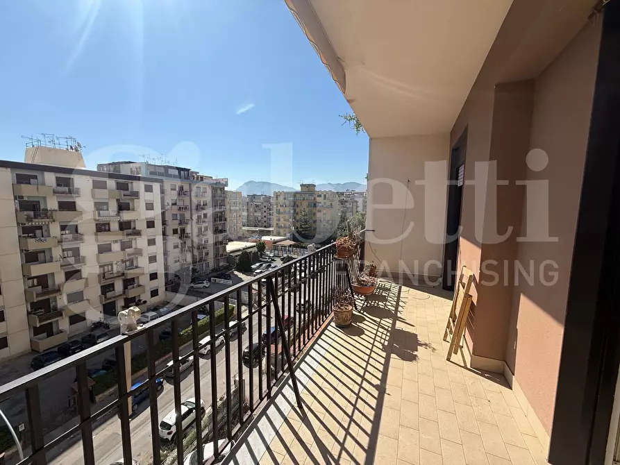 Immagine 30 di Appartamento in vendita  in Via ettore arculeo a Palermo