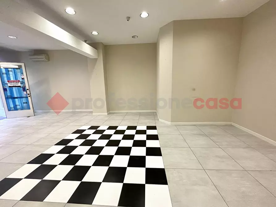 Immagine 7 di Negozio in affitto  in Via del Circo, 19 a Perugia