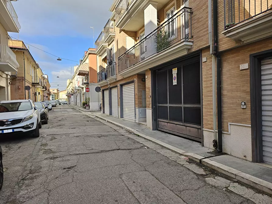 Immagine 6 di Box auto in vendita  in Via Mentana a San Severo