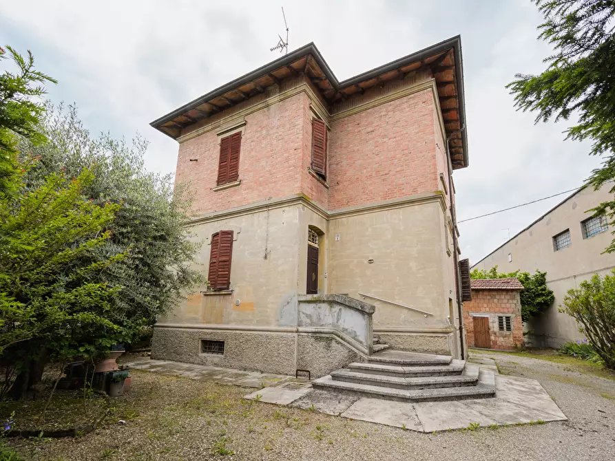 Immagine 32 di Villa in vendita  in Via 4 NOVEMBRE a Maranello