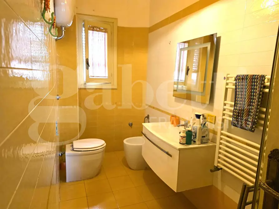 Immagine 29 di Appartamento in vendita  in Corso giuseppe garibaldi a Napoli