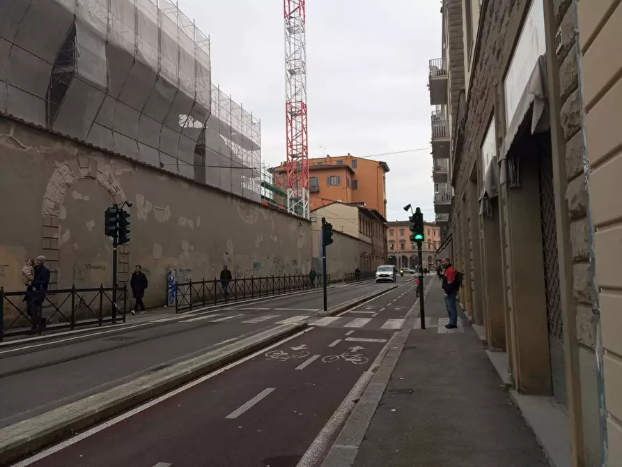 Immagine 20 di Negozio in affitto  in Via CAVOUR a Firenze