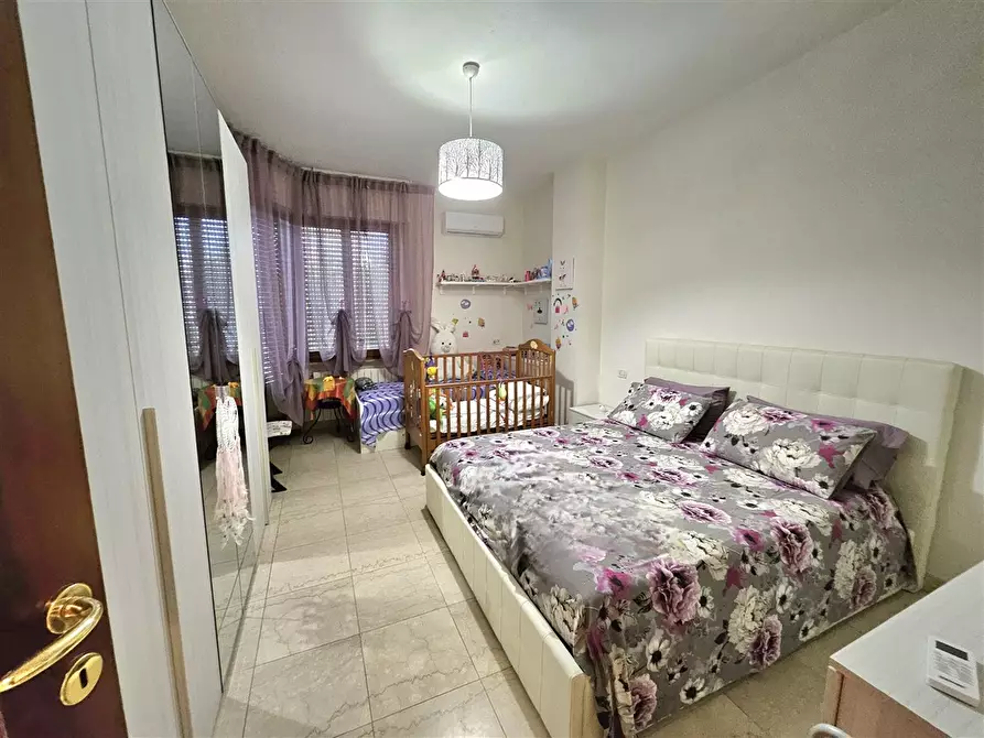 Immagine 14 di Appartamento in vendita  in Via ZINI, 1 a Massa