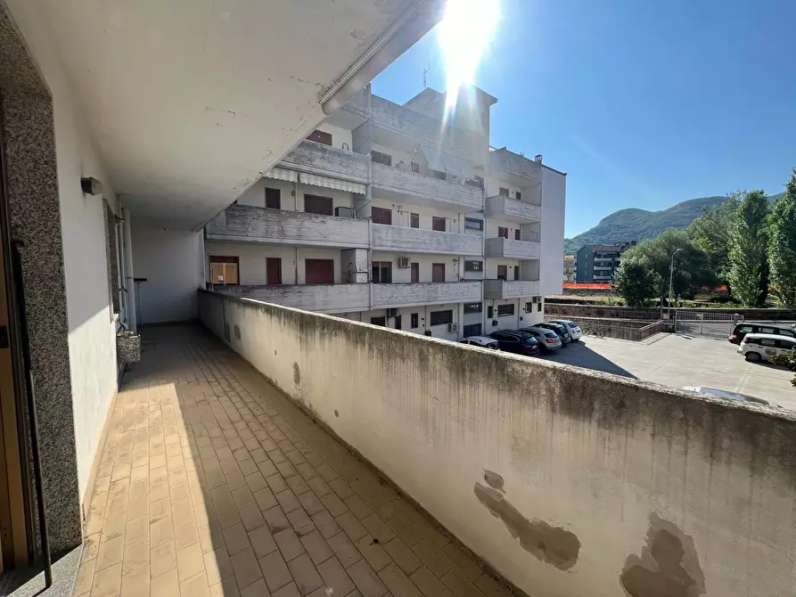 Immagine 13 di Ufficio in vendita  in Via DELLE ORCHIDEE, 2 a Rieti