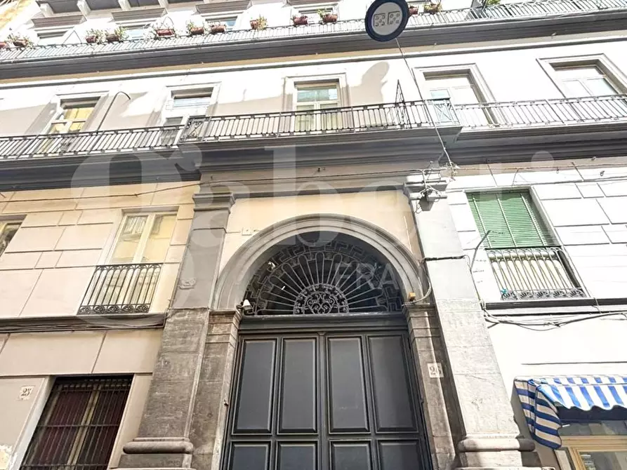 Immagine 1 di Appartamento in vendita  in Via San Carlo Alle Mortelle a Napoli