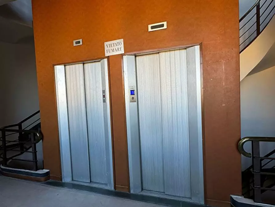 Immagine 6 di Appartamento in vendita  in Via Marconi, 10 a Bologna