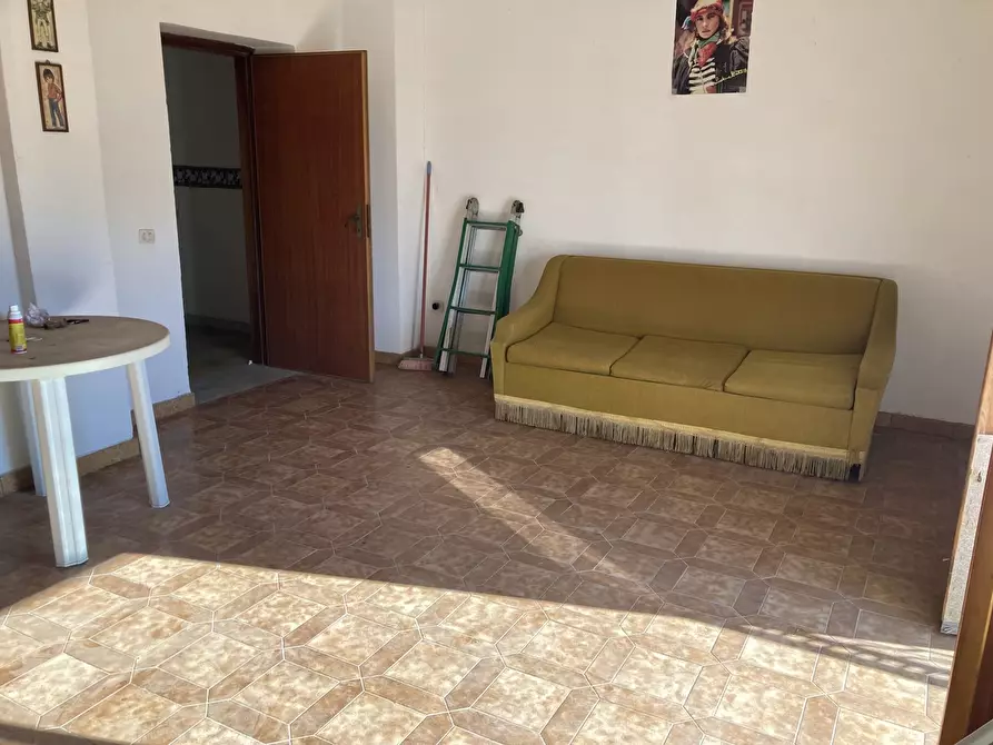 Immagine 1 di Casa indipendente in vendita  in Via Vittorio Emanuele a Carinola