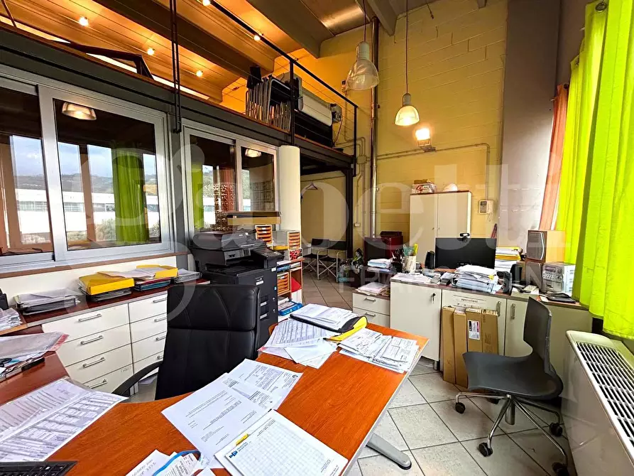 Immagine 3 di Loft/Open space in vendita  in Via dell'Artigianato a Finale Ligure