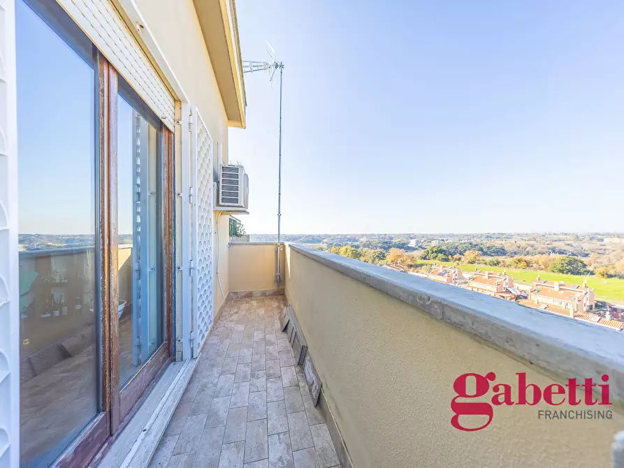 Immagine 40 di Appartamento in vendita  in Via di Selva Nera, 147 a Roma