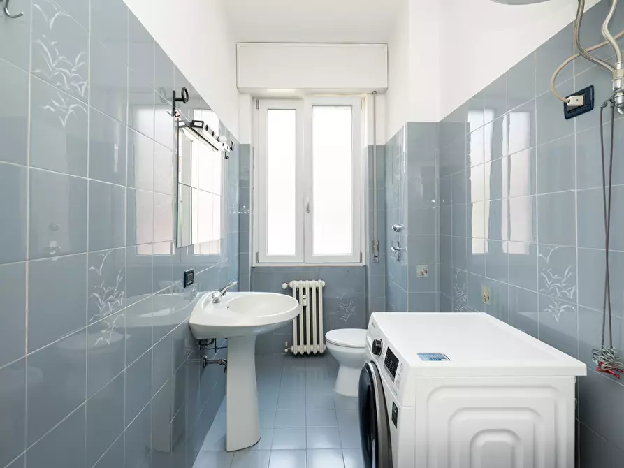Immagine 21 di Appartamento in vendita  in Via Pier Candido Decembrio, 3 a Milano